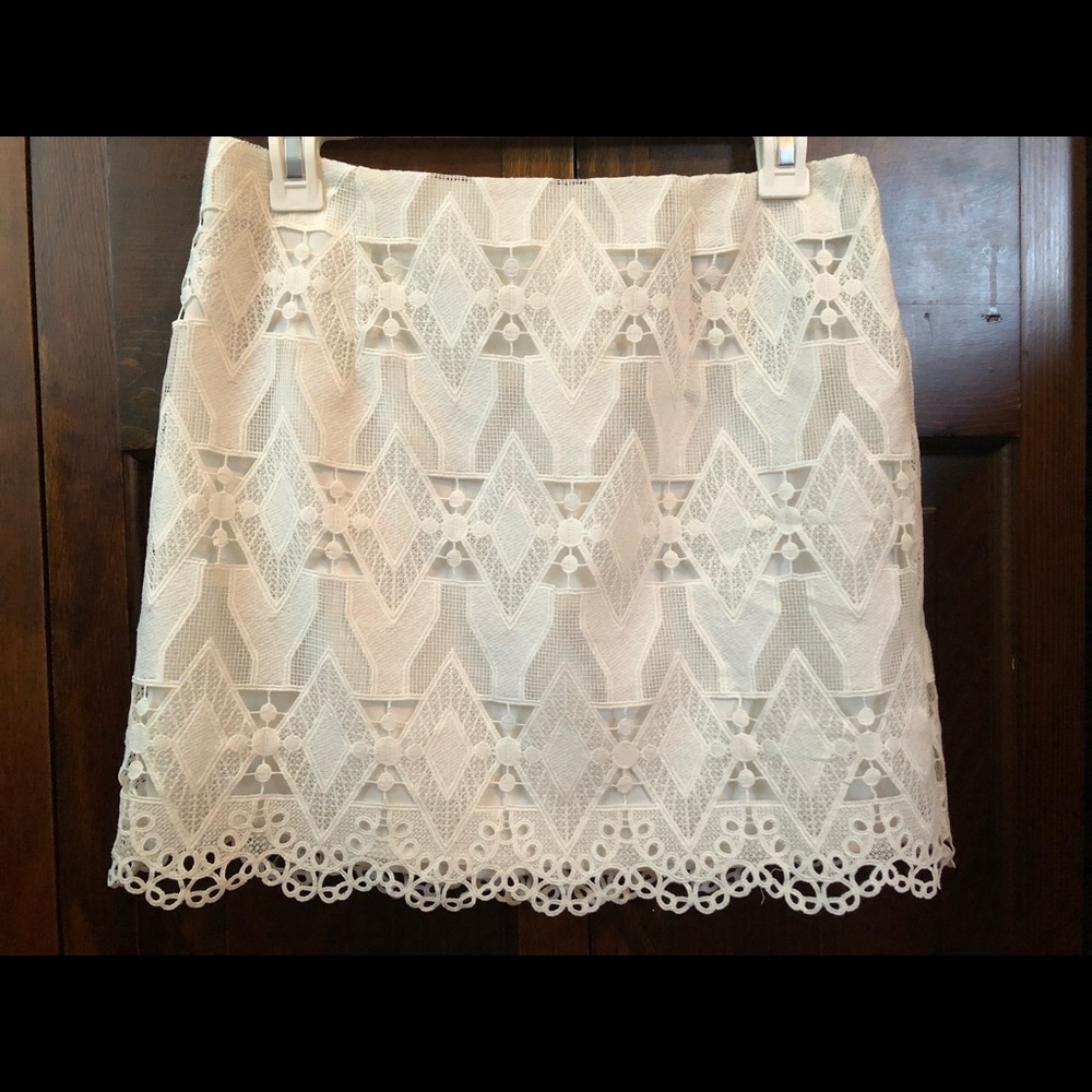 Forever 21 white lace skirt